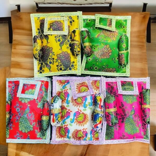 Bedding set in Peacock Print silk fabric - Image 2