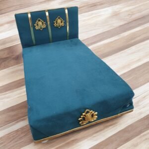 Bed Green for God Idols